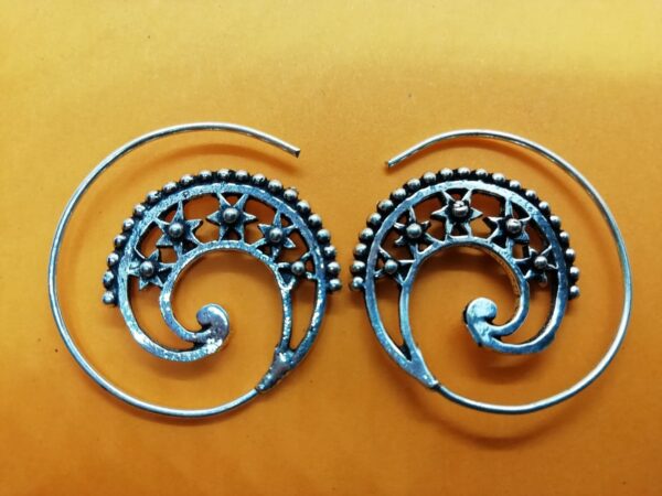 Boucles d'oreilles spirale shanti shanti.fr1